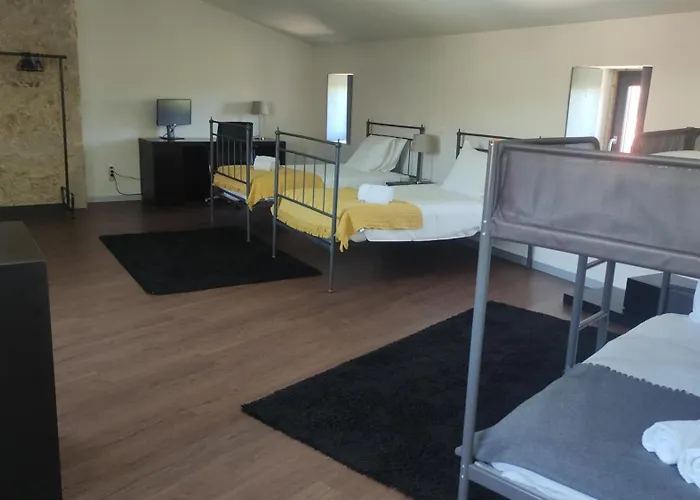 Casa Do Caseiro * Outeiro Maior